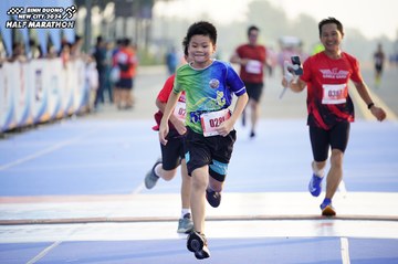 BINH DUONG NEW CITY HALF MARATHON 2024 - Ảnh #1761471