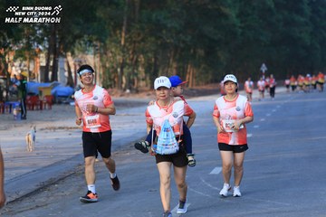 BINH DUONG NEW CITY HALF MARATHON 2024 - Ảnh #1774401