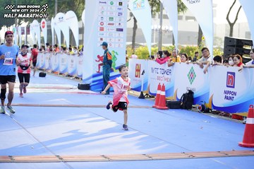 BINH DUONG NEW CITY HALF MARATHON 2024 - Ảnh #1763010