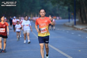 BINH DUONG NEW CITY HALF MARATHON 2024 - Ảnh #1774154