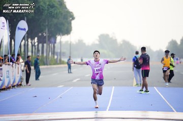 BINH DUONG NEW CITY HALF MARATHON 2024 - Ảnh #1773432