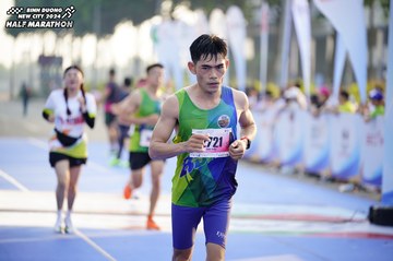 BINH DUONG NEW CITY HALF MARATHON 2024 - Ảnh #1761815