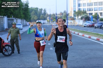 BINH DUONG NEW CITY HALF MARATHON 2024 - Ảnh #1775314