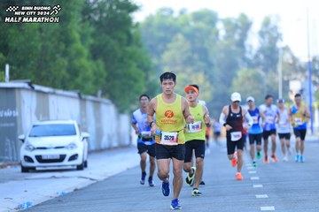 BINH DUONG NEW CITY HALF MARATHON 2024 - Ảnh #1775386