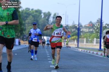 BINH DUONG NEW CITY HALF MARATHON 2024 - Ảnh #1765553