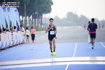 BINH DUONG NEW CITY HALF MARATHON 2024 - Ảnh #1773060
