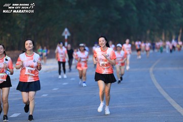 BINH DUONG NEW CITY HALF MARATHON 2024 - Ảnh #1773498