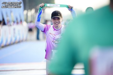 BINH DUONG NEW CITY HALF MARATHON 2024 - Ảnh #1769412