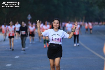 BINH DUONG NEW CITY HALF MARATHON 2024 - Ảnh #1774114