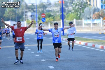 BINH DUONG NEW CITY HALF MARATHON 2024 - Ảnh #1769504