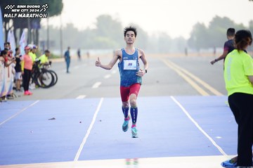 BINH DUONG NEW CITY HALF MARATHON 2024 - Ảnh #1774514