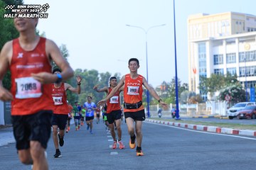 BINH DUONG NEW CITY HALF MARATHON 2024 - Ảnh #1775726