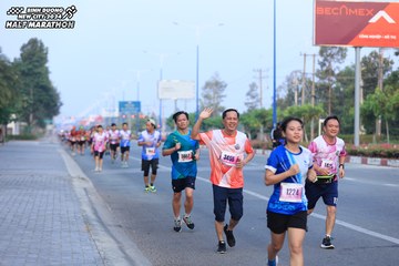 BINH DUONG NEW CITY HALF MARATHON 2024 - Ảnh #1773074