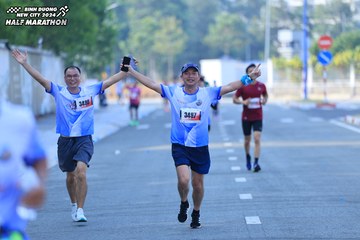BINH DUONG NEW CITY HALF MARATHON 2024 - Ảnh #1769405