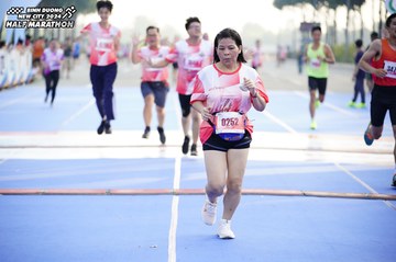 BINH DUONG NEW CITY HALF MARATHON 2024 - Ảnh #1762702