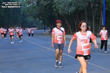 BINH DUONG NEW CITY HALF MARATHON 2024 - Ảnh #1774015