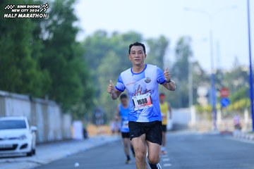 BINH DUONG NEW CITY HALF MARATHON 2024 - Ảnh #1763522