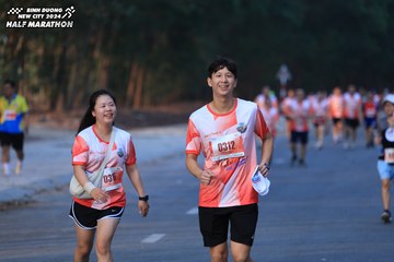 BINH DUONG NEW CITY HALF MARATHON 2024 - Ảnh #1772906