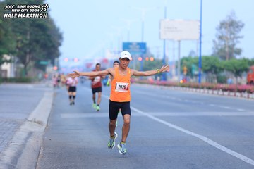 BINH DUONG NEW CITY HALF MARATHON 2024 - Ảnh #1767024