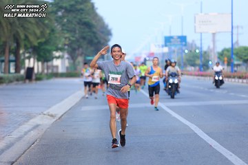 BINH DUONG NEW CITY HALF MARATHON 2024 - Ảnh #1769387