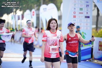 BINH DUONG NEW CITY HALF MARATHON 2024 - Ảnh #1762958