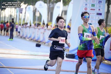 BINH DUONG NEW CITY HALF MARATHON 2024 - Ảnh #1762338