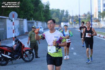 BINH DUONG NEW CITY HALF MARATHON 2024 - Ảnh #1775293