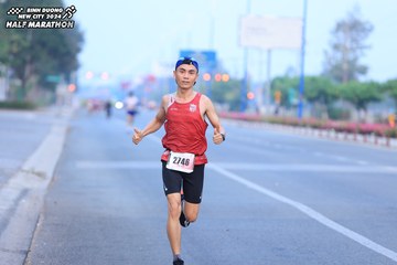 BINH DUONG NEW CITY HALF MARATHON 2024 - Ảnh #1765525