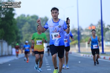 BINH DUONG NEW CITY HALF MARATHON 2024 - Ảnh #1763811