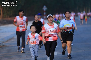 BINH DUONG NEW CITY HALF MARATHON 2024 - Ảnh #1773609
