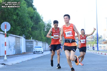 BINH DUONG NEW CITY HALF MARATHON 2024 - Ảnh #1775731