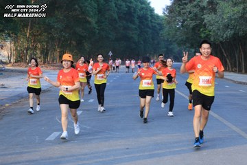 BINH DUONG NEW CITY HALF MARATHON 2024 - Ảnh #1774504