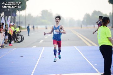 BINH DUONG NEW CITY HALF MARATHON 2024 - Ảnh #1774499