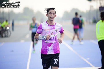 BINH DUONG NEW CITY HALF MARATHON 2024 - Ảnh #1774390