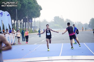 BINH DUONG NEW CITY HALF MARATHON 2024 - Ảnh #1772997