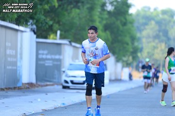 BINH DUONG NEW CITY HALF MARATHON 2024 - Ảnh #1767548
