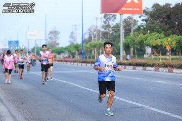 BINH DUONG NEW CITY HALF MARATHON 2024 - Ảnh #1773106