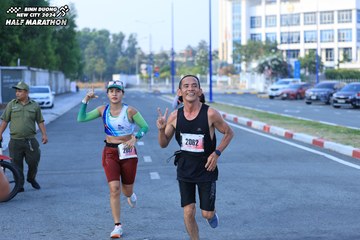 BINH DUONG NEW CITY HALF MARATHON 2024 - Ảnh #1775312