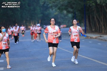 BINH DUONG NEW CITY HALF MARATHON 2024 - Ảnh #1774045
