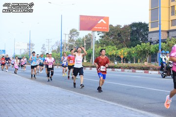 BINH DUONG NEW CITY HALF MARATHON 2024 - Ảnh #1776050
