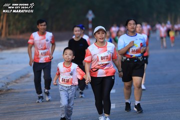 BINH DUONG NEW CITY HALF MARATHON 2024 - Ảnh #1773604