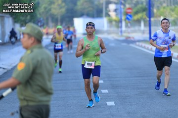BINH DUONG NEW CITY HALF MARATHON 2024 - Ảnh #1775111