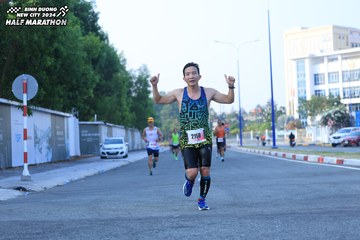 BINH DUONG NEW CITY HALF MARATHON 2024 - Ảnh #1775496