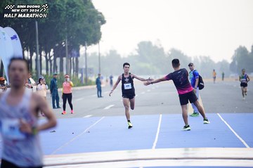 BINH DUONG NEW CITY HALF MARATHON 2024 - Ảnh #1772982