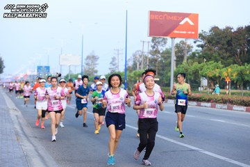 BINH DUONG NEW CITY HALF MARATHON 2024 - Ảnh #1773916