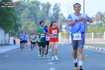 BINH DUONG NEW CITY HALF MARATHON 2024 - Ảnh #1764568