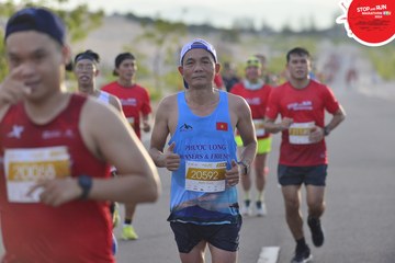 STOP AND RUN MARATHON 2024 - Ảnh #2155163