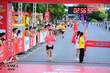 QUẢNG TRỊ INTERNATIONAL MARATHON 2025 - Ảnh #4078756