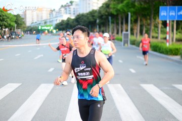 RUN TO LIVE 2025 - Ảnh #3272988