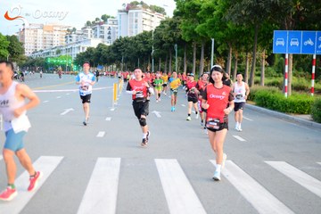 RUN TO LIVE 2025 - Ảnh #3272696